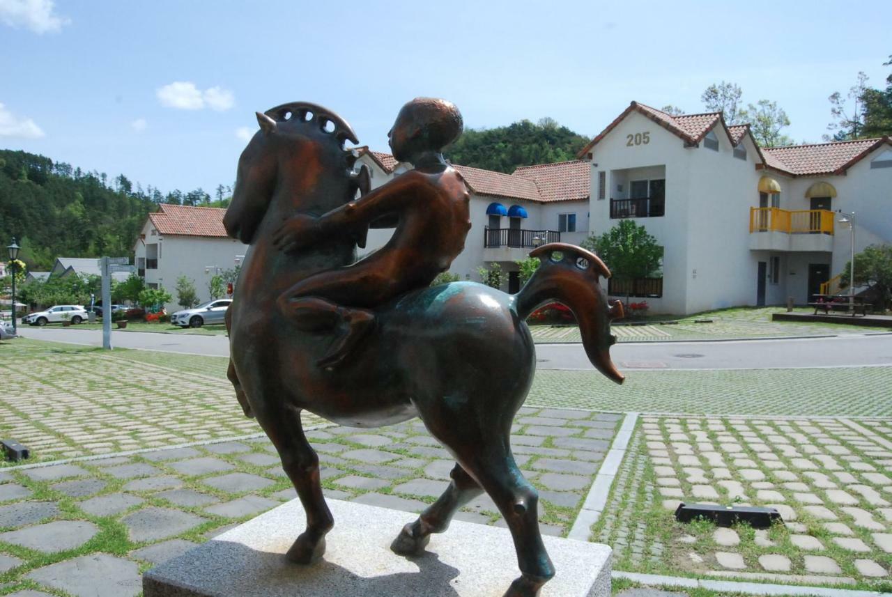 Meta Pension, Damyang Εξωτερικό φωτογραφία